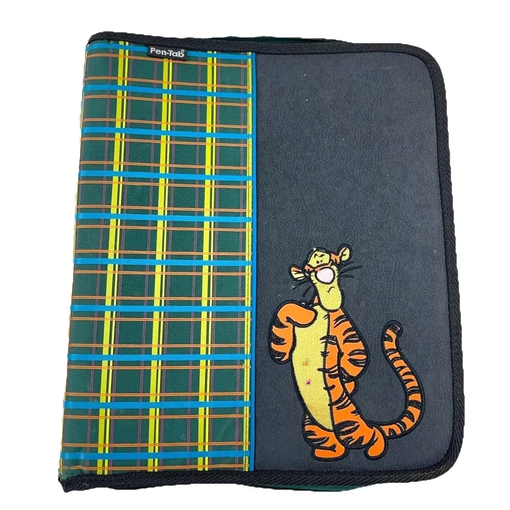 VIntage Winnie The Pooh Tigger Binder 3 Ring Disney Plaid Pen Tab Y2K